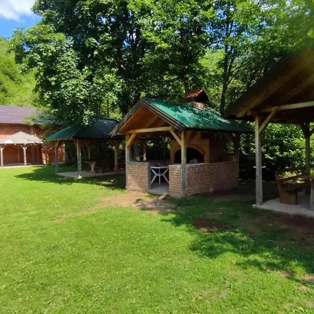 Kaan Villa Trnovo